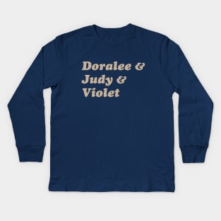 Doralee & Judy & Violet - Cream Kids Long Sleeve T-Shirt